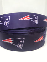 New England Patriots inspired grosgrain ribbon and/or coordinating 1" flatbacks. Perfect for bow making and many other crafts.